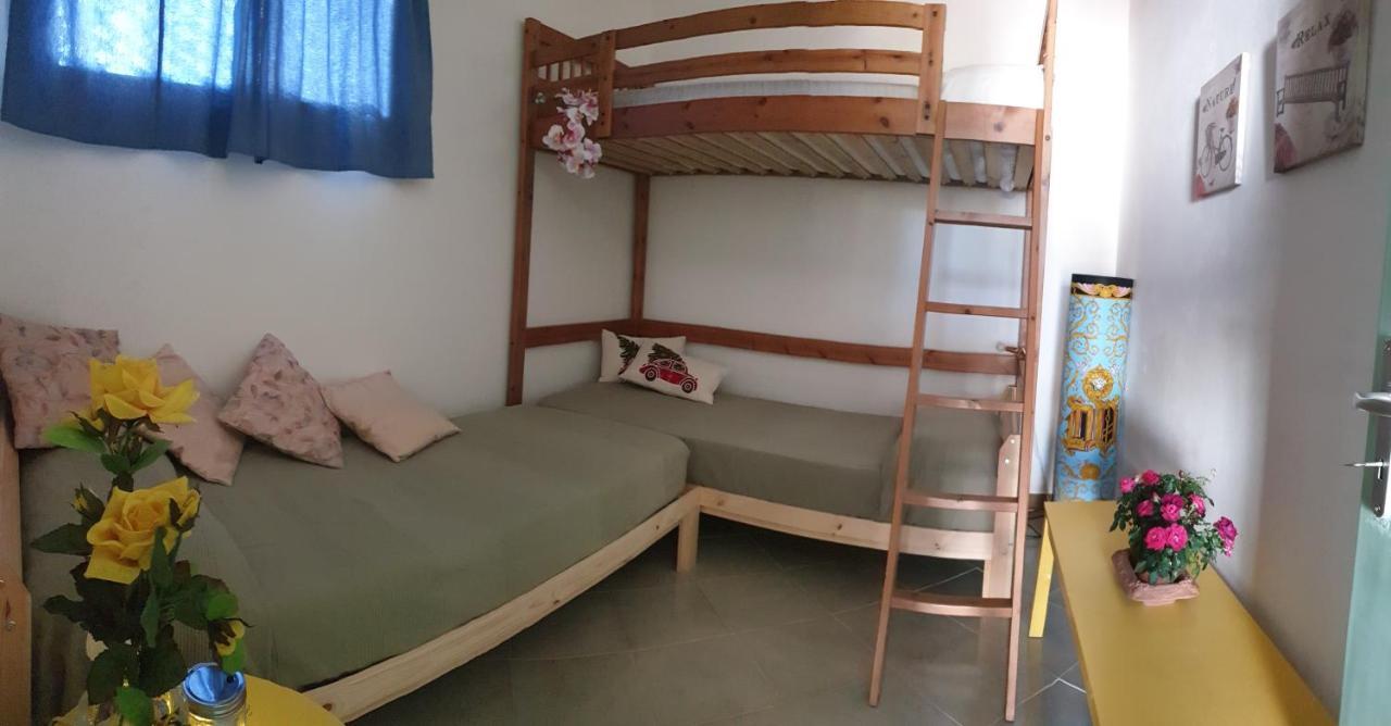 아볼라 Casa Vacanze Robinson 빌라 외부 사진