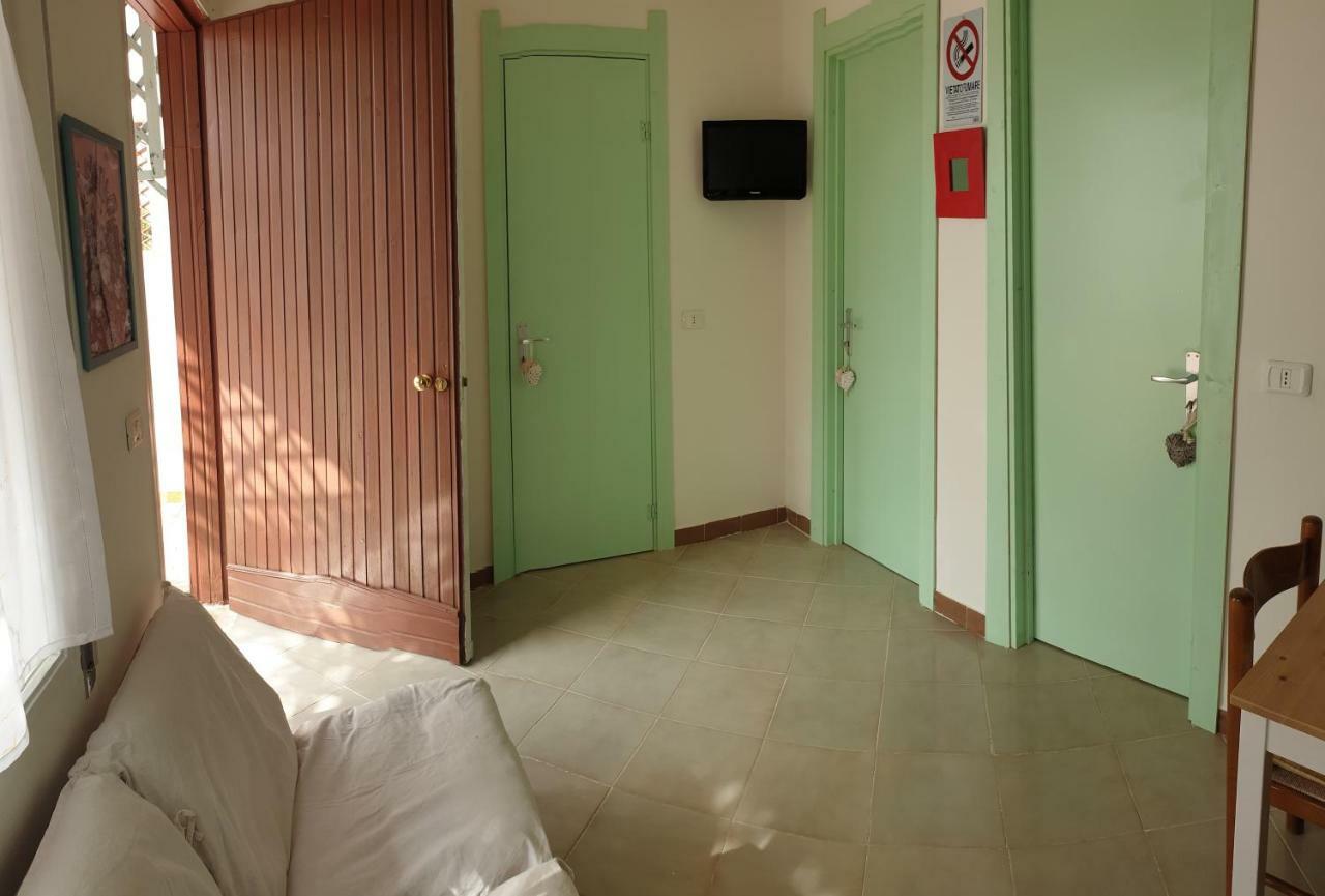 아볼라 Casa Vacanze Robinson 빌라 외부 사진